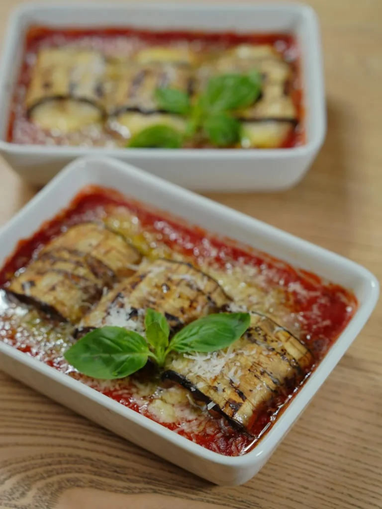 7 Delicious Reasons to Try Baked Eggplant with Tomato Sauce