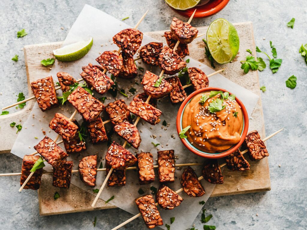 7 High-Protein Vegan Recipes to Fuel Your Day – Easy and Delicious Options